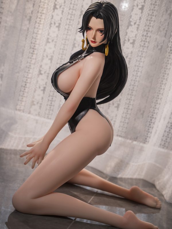 Boa Hancock figures